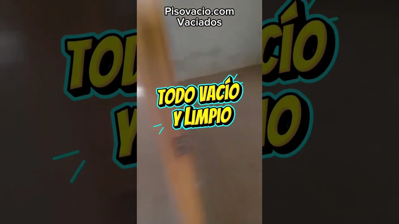 Equipo de PisoVacio.com vaciando un piso en Valencia